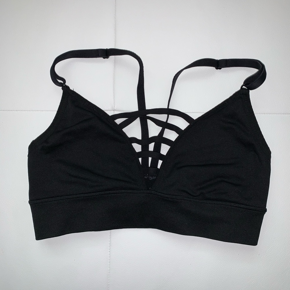 Victoria sport small strappy bra